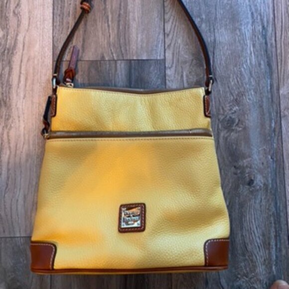 Dooney & Bourke Pebble Leather Crossbody Yellow Mustard - Picture 2 of 8